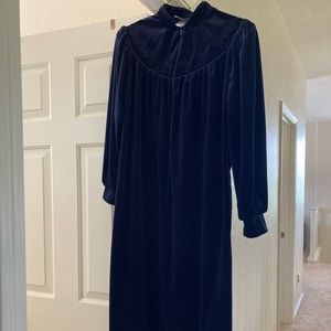 Beautiful Velvet Navy Blue Embroidered Robe Like New
